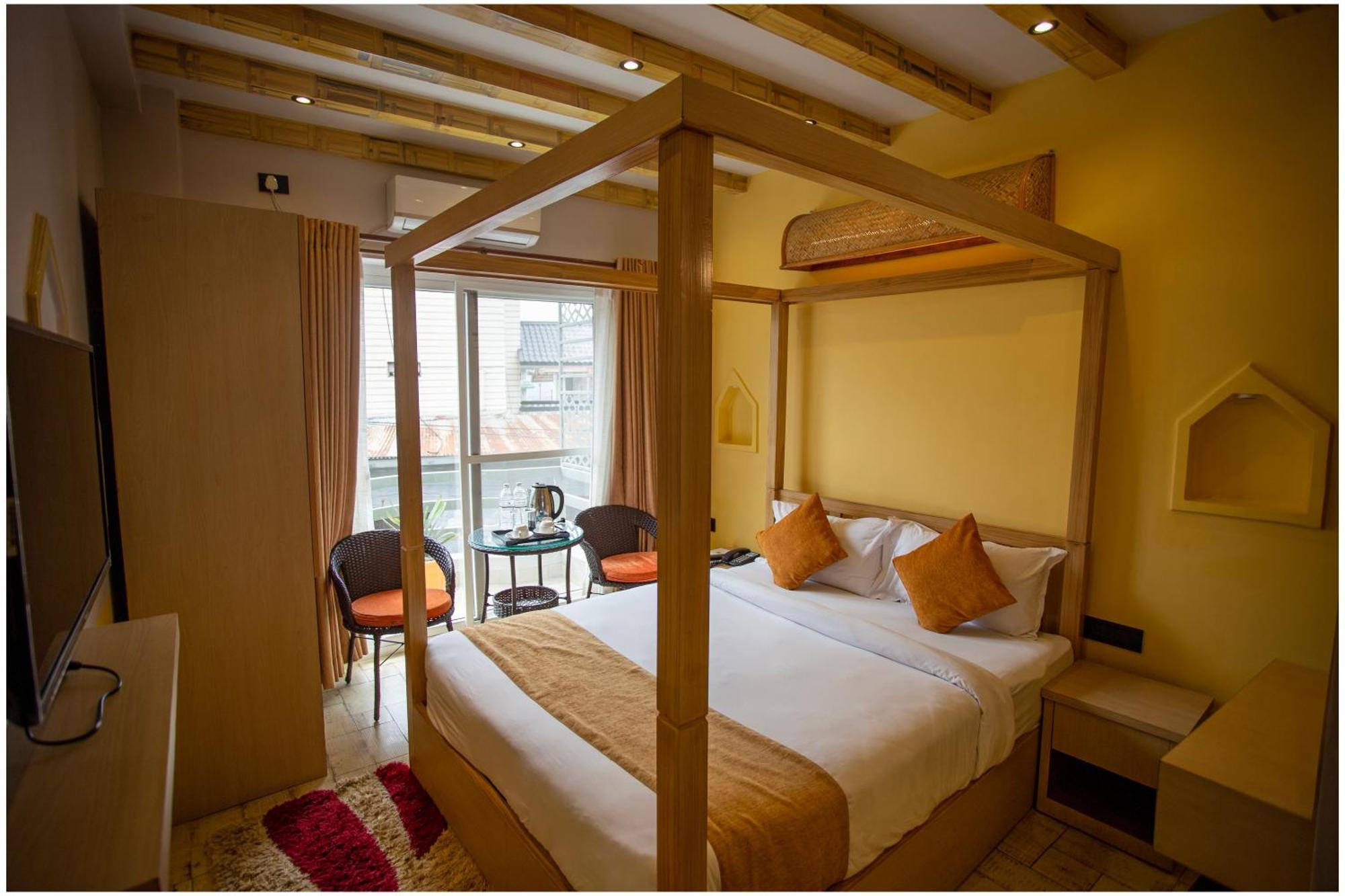 פוקהרה Chautari Boutique Hotel מראה חיצוני תמונה