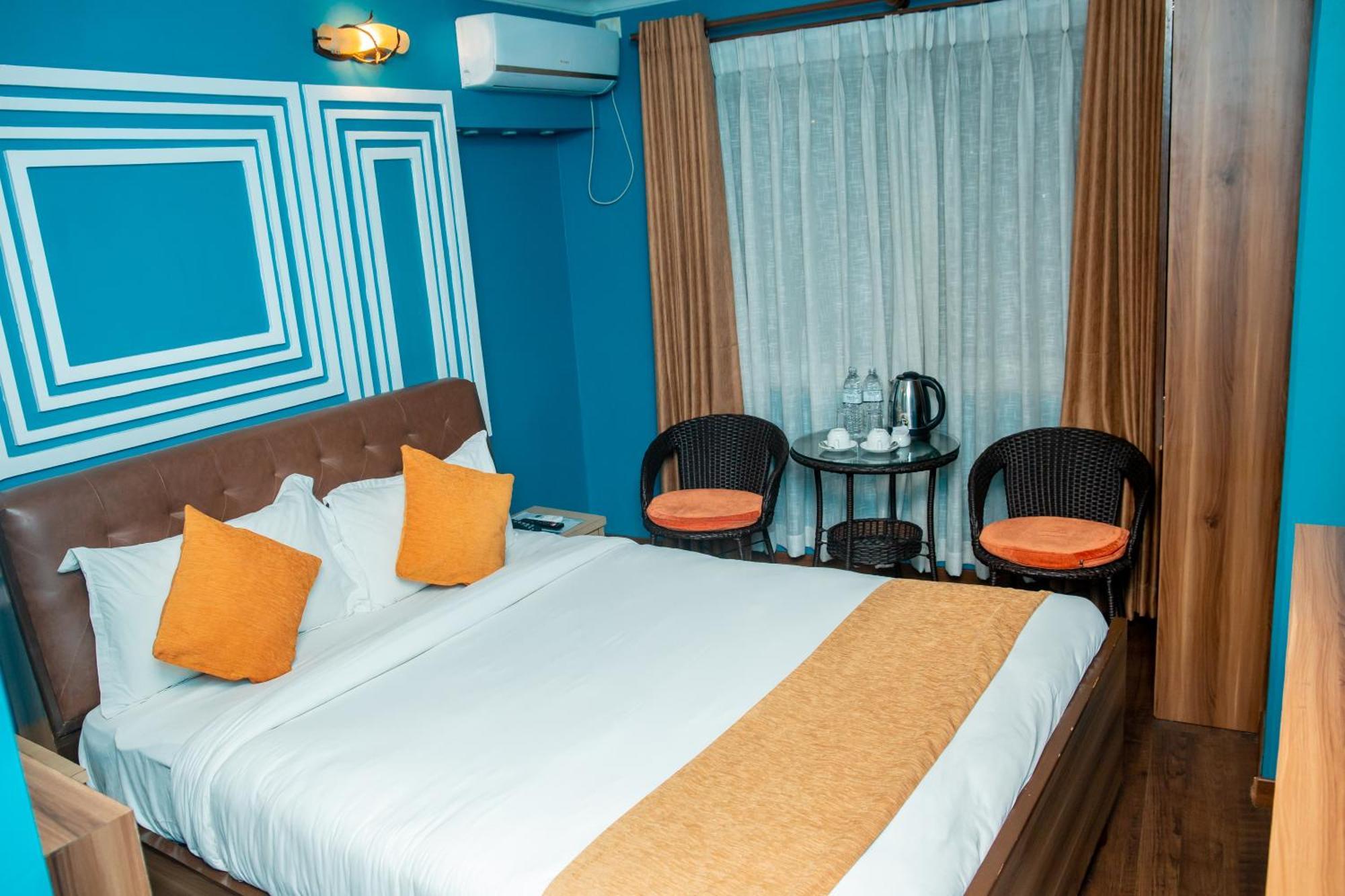 פוקהרה Chautari Boutique Hotel מראה חיצוני תמונה