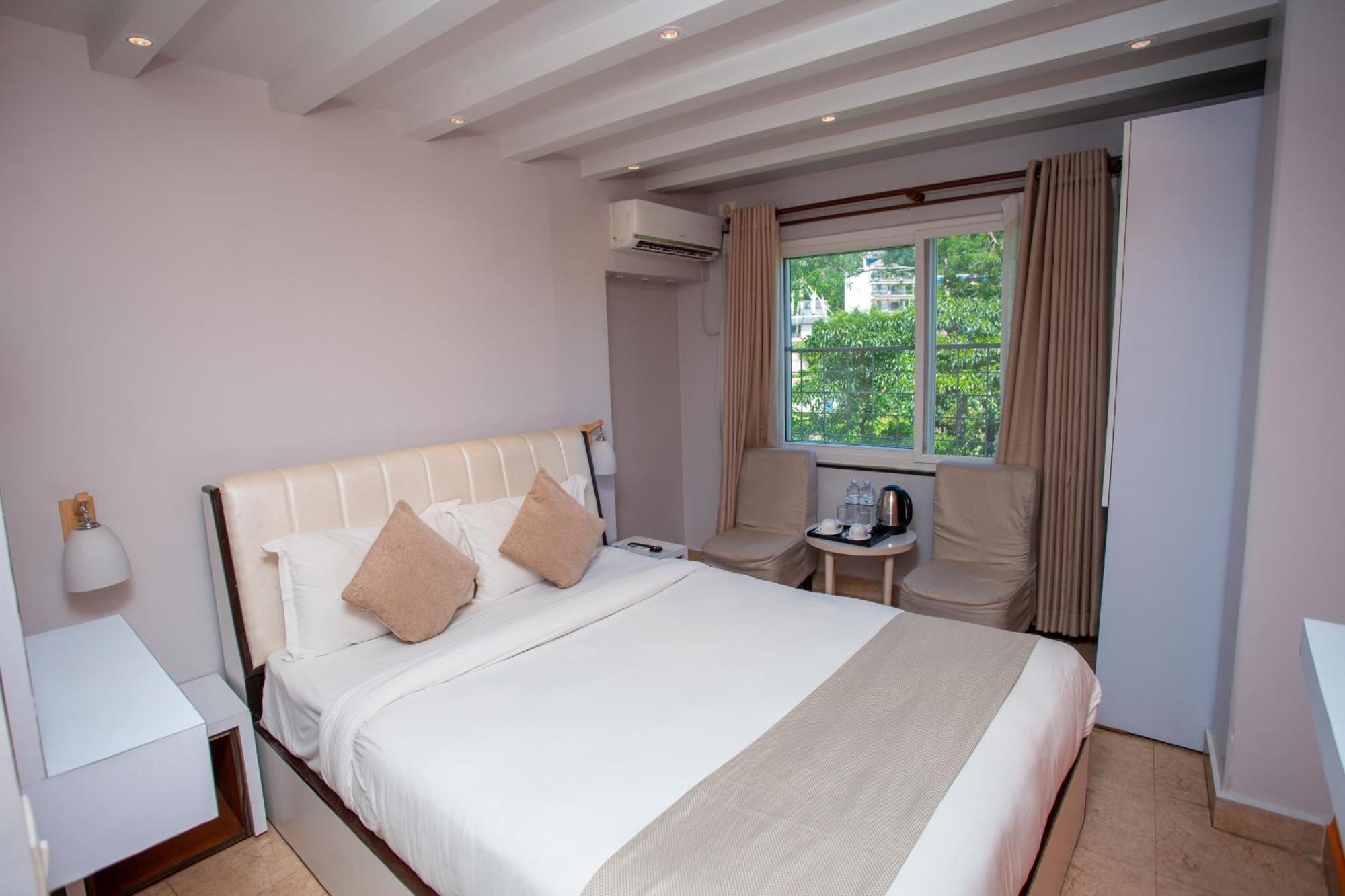 פוקהרה Chautari Boutique Hotel מראה חיצוני תמונה
