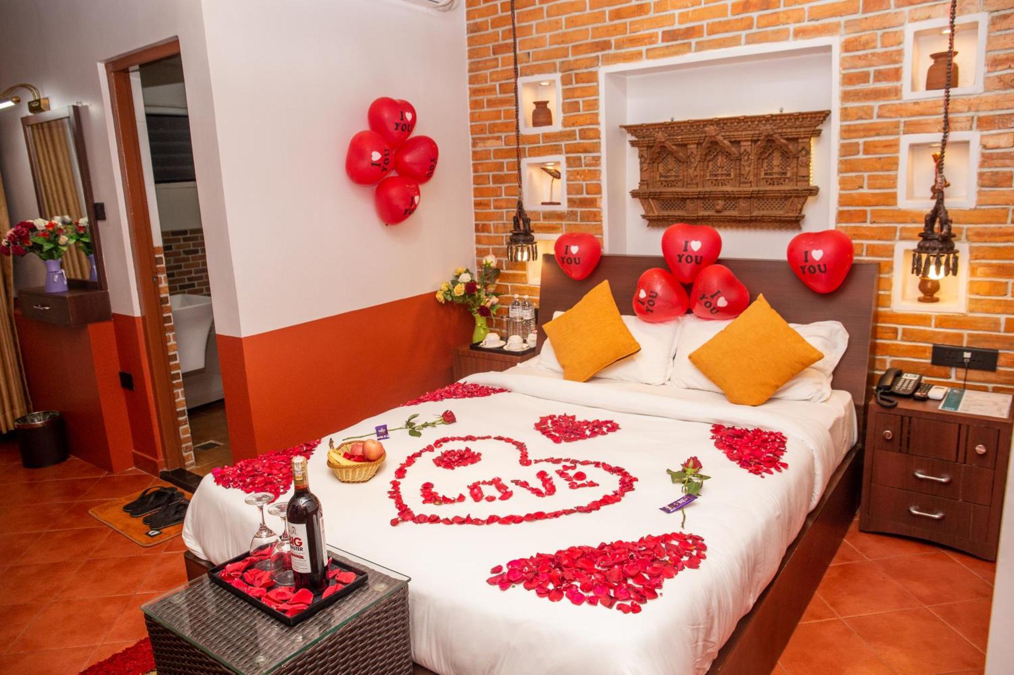 פוקהרה Chautari Boutique Hotel מראה חיצוני תמונה