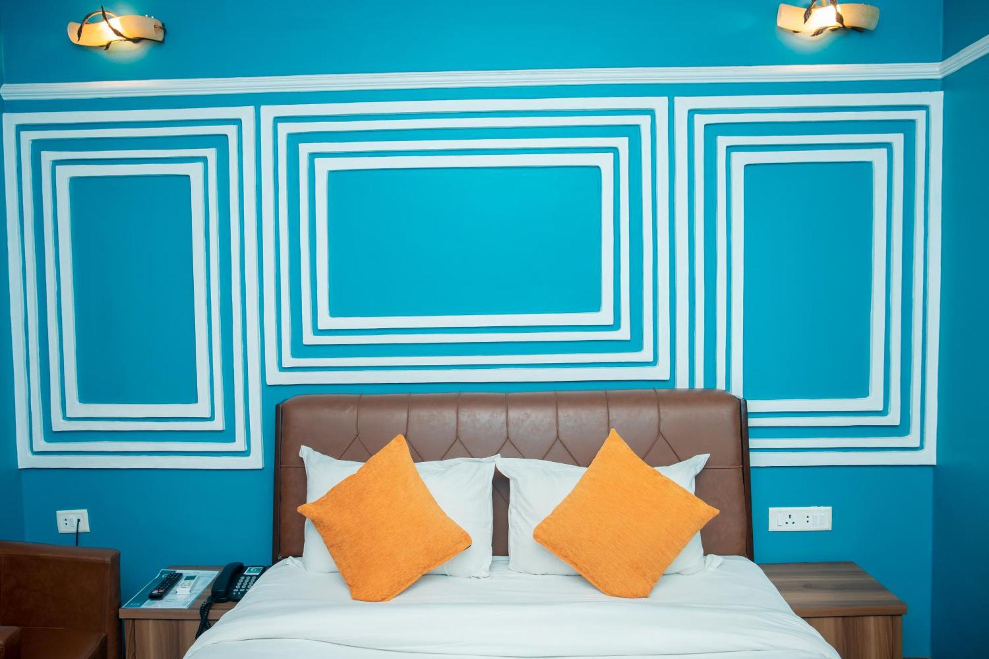 פוקהרה Chautari Boutique Hotel מראה חיצוני תמונה
