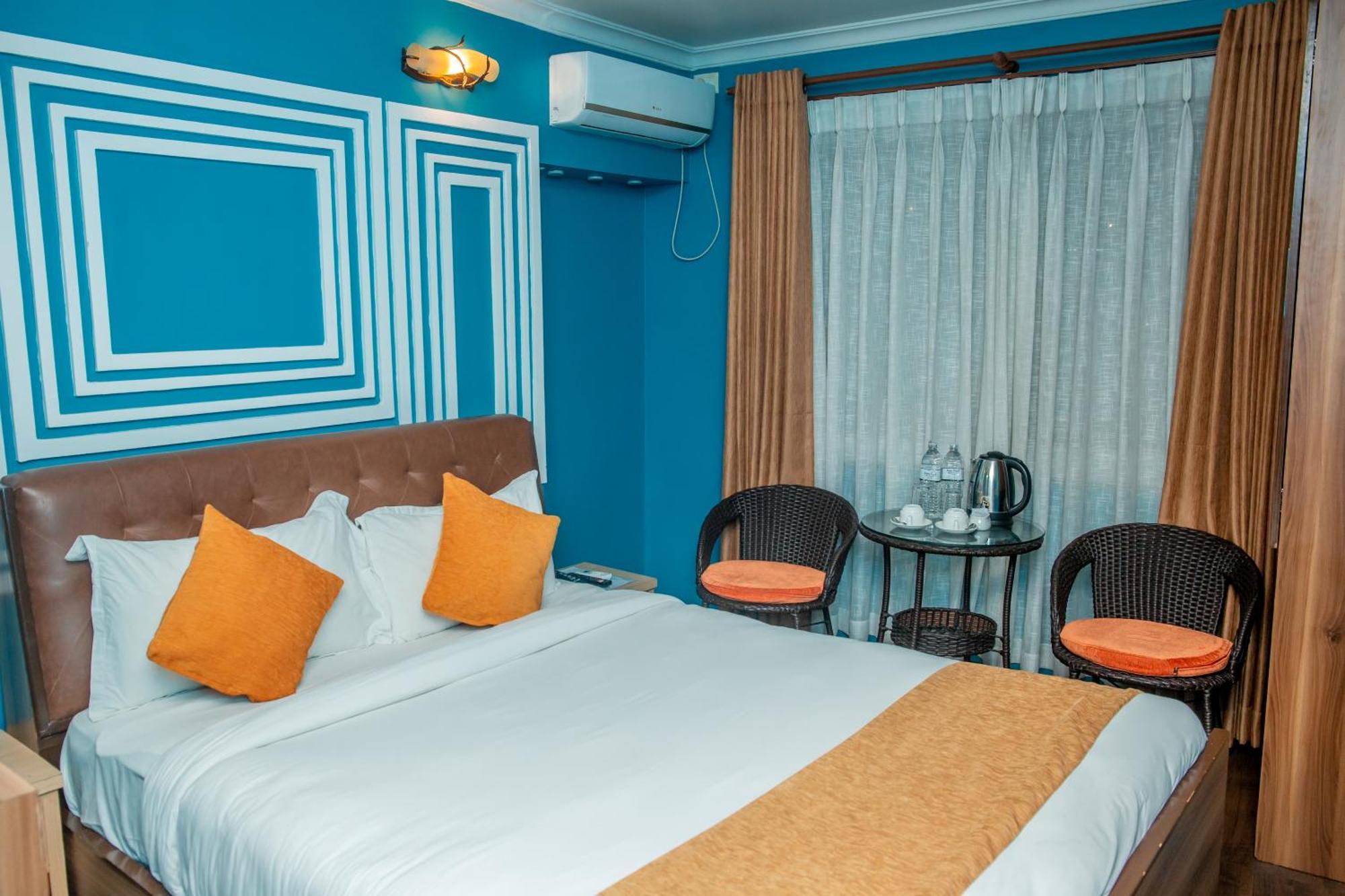 פוקהרה Chautari Boutique Hotel מראה חיצוני תמונה